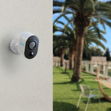 Učitajte sliku u preglednik galerije, Reolink Argus 3 Plus 4Mp 2K Beina Vanjska Kamera + Sd Kartica 64 Gb Gratis Nadzorna