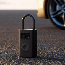 Učitajte sliku u preglednik galerije, Xiaomi Portable Electric Air Compressor 2 prijenosna pumpa