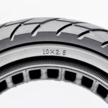 Učitajte sliku u preglednik galerije, Puna guma 10x2.5-6-5 (70/60-6.5) za Segway Max G30
