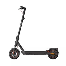 Učitajte sliku u preglednik galerije, Xiaomi Mi Electric Scooter 5 Max električni romobil
