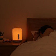 Učitajte sliku u preglednik galerije, Xiaomi Bedside Lamp 2 pametna noćna lampa
