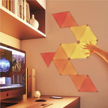 Učitajte sliku u preglednik galerije, Nanoleaf Shapes Triangles Starter Kit 4 LED Panela
